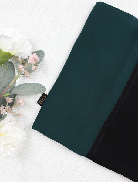 HunterGreenXBlack Scarf - fusionstore.ae