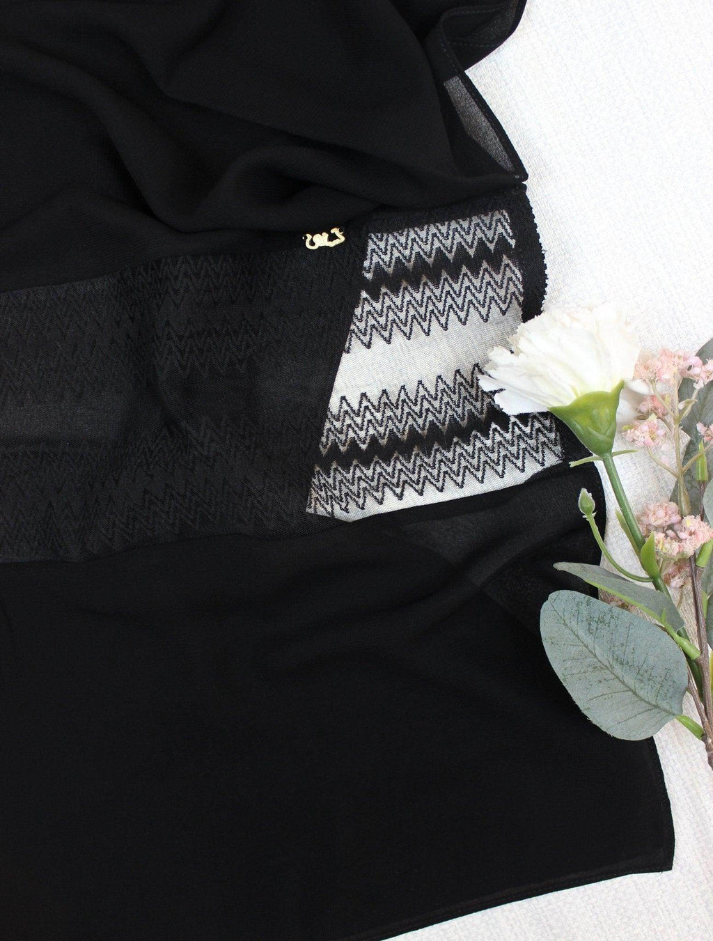 Zigzag See Through Lace Hijab - fusionstore.ae